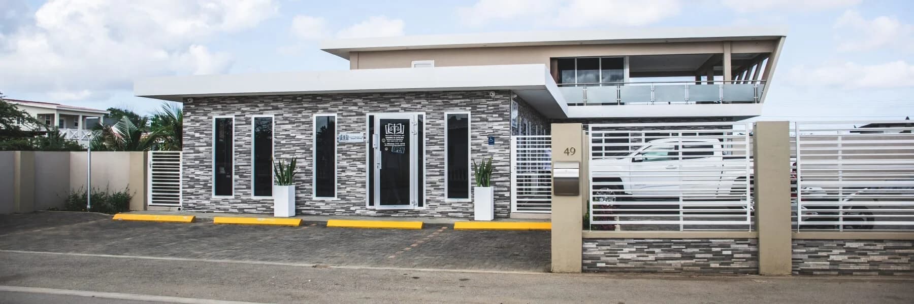 Nicolaas & Partners Law